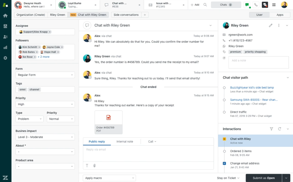 Zendesk-agentarbejdsområde, der viser en samlet chatsamtale med kundeprofil og interaktionshistorik i 2026